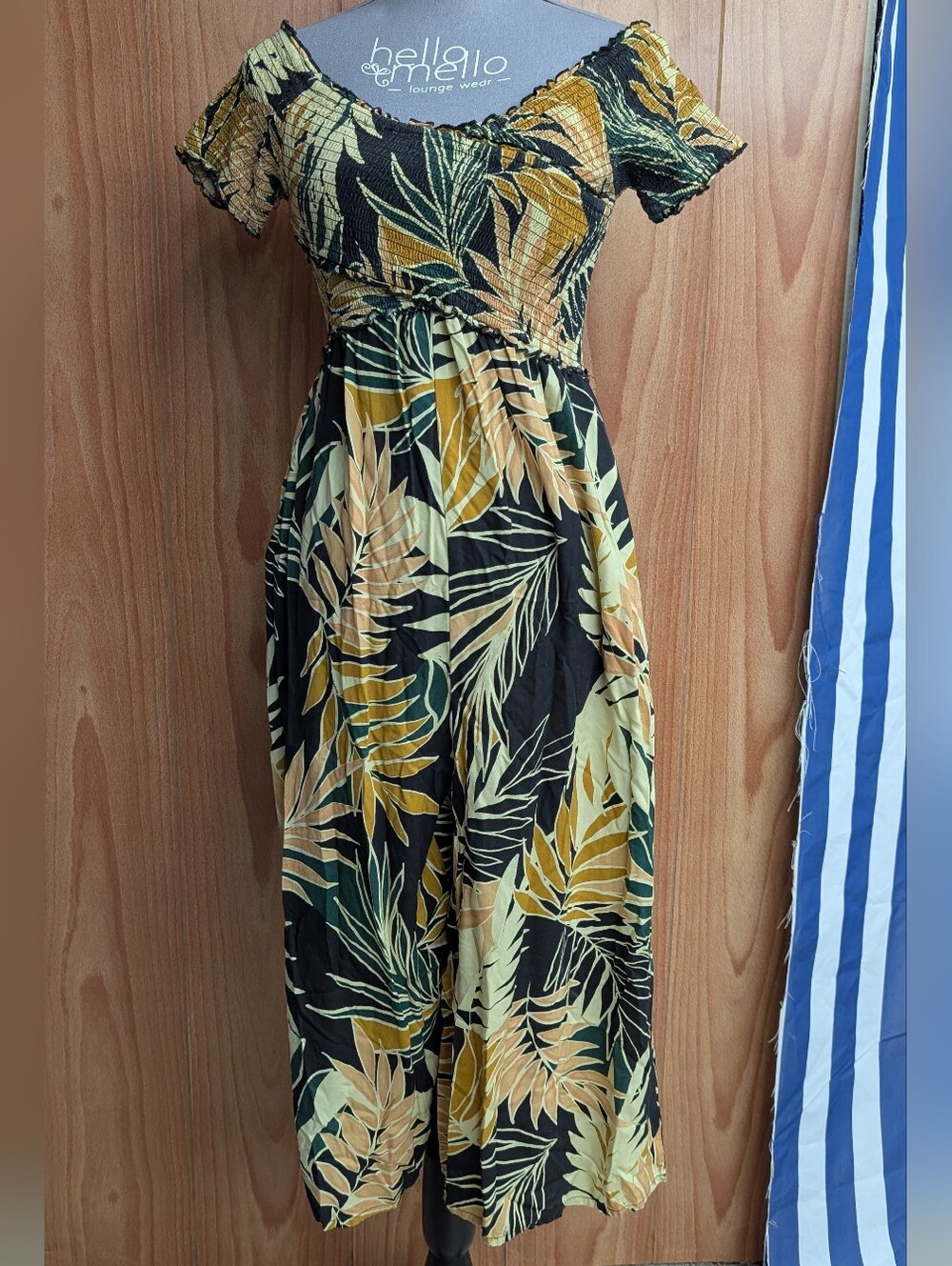 Patrons of Peace Tropical Palm Wide Leg Jumpsuit Smocked Off Shoulder Small